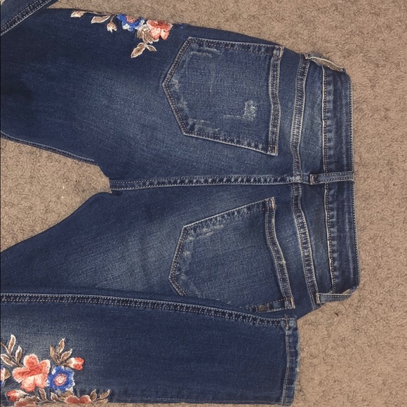 Miss Me Embroidered - Picture 4 of 6